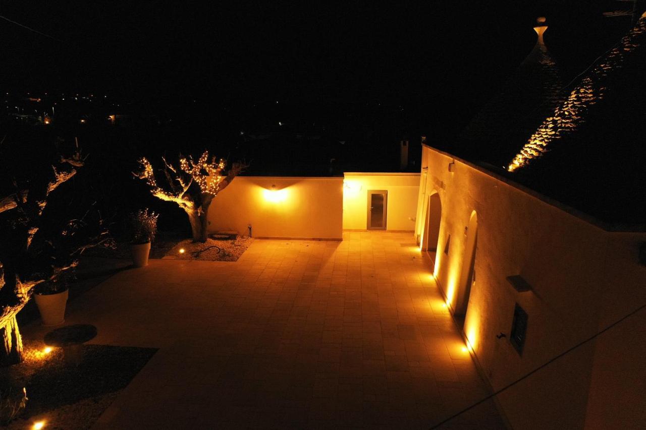 לוקורוטונדו Pavi Trulli E Suites מראה חיצוני תמונה